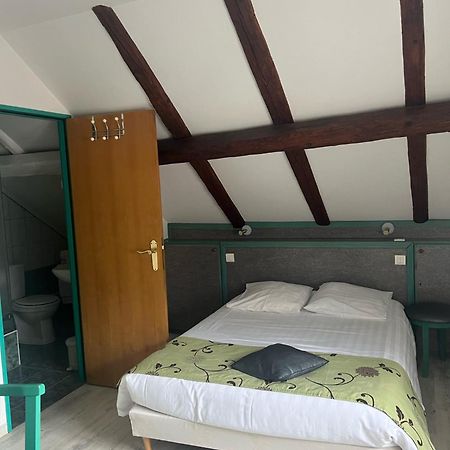 Hotel Restaurant 3 Chateaux Ribeauville  Bagian luar foto
