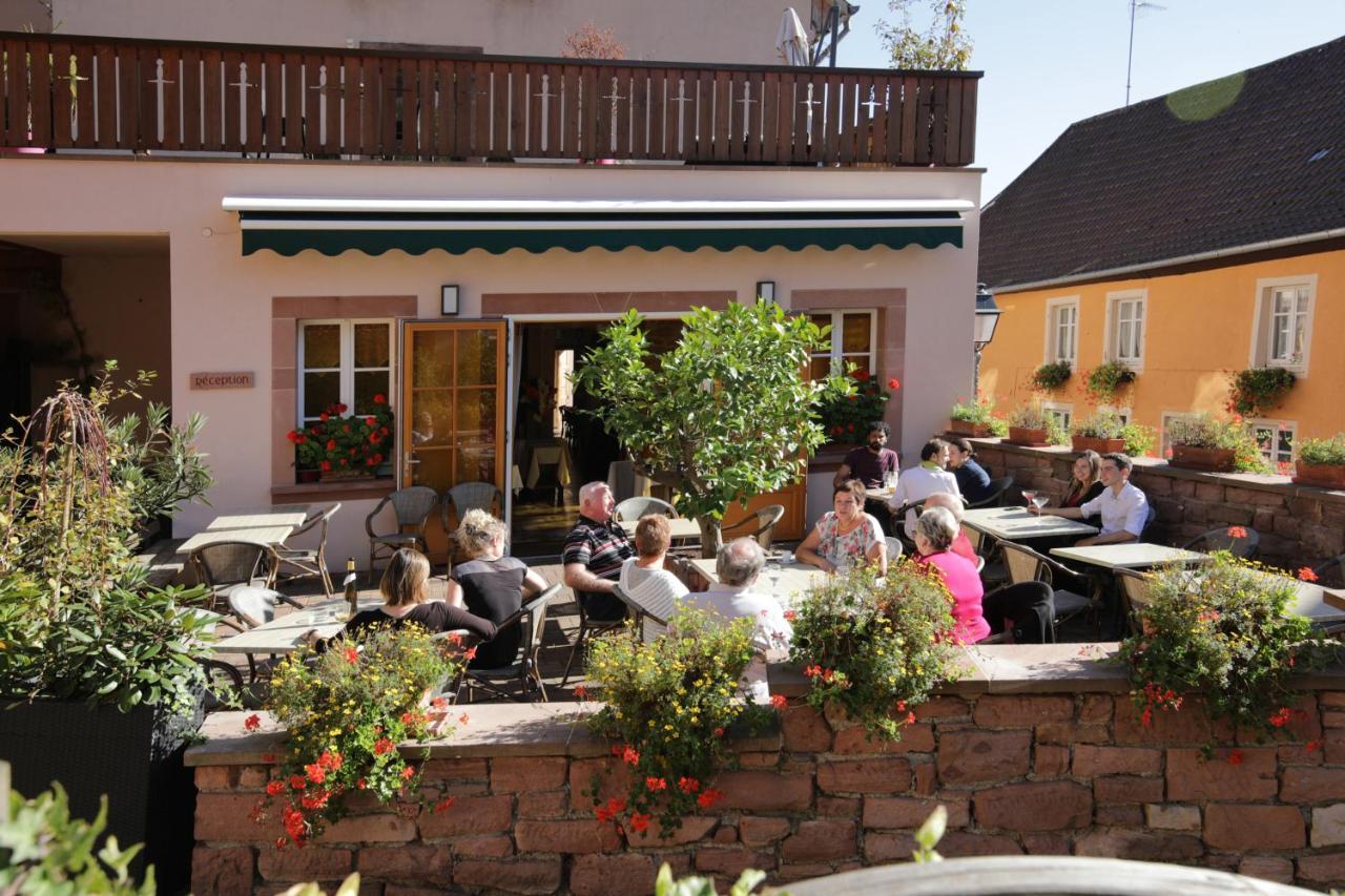 Hotel Restaurant 3 Chateaux Ribeauville  Bagian luar foto